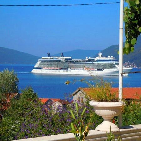 Villa Lastva Apartments Тиват Екстериор снимка