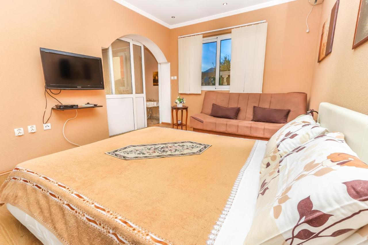 Villa Lastva Apartments Тиват Екстериор снимка