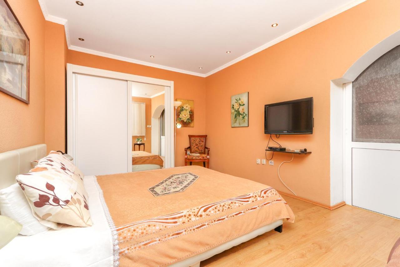 Villa Lastva Apartments Тиват Екстериор снимка
