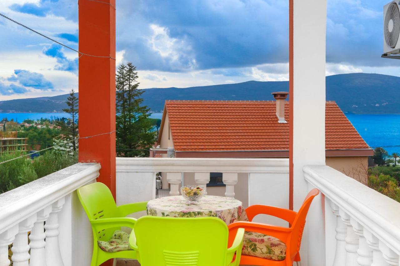 Villa Lastva Apartments Тиват Екстериор снимка
